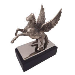 Dekoratyvinė Pegaso figūrėlė ant medinio pagrindo OriginaliosDovanos