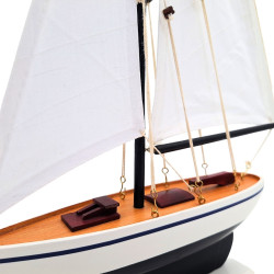 Jachtos modelis - 42 cm aukščio
