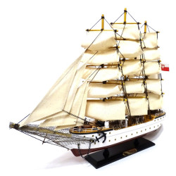 Burlaivio „Dar Pomorza“ modelis - 50 cm