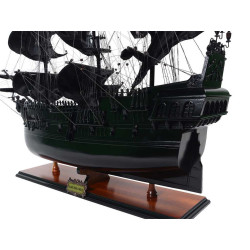 „Black Pearl“ piratų laivo modelis