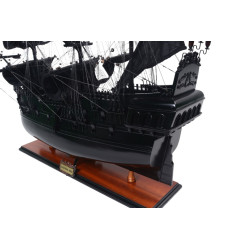 „Black Pearl“ piratų laivo modelis