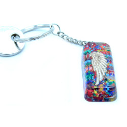 Orgonito rankų darbo raktų pakabukas - talismanas su natūraliais kristalais - „Angelo sparnai“